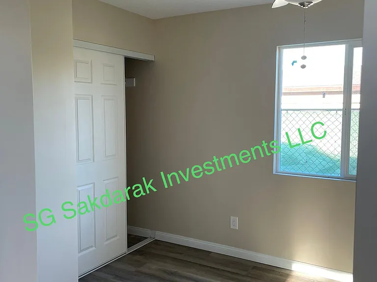 5190 Lenox Dr — Photo 4