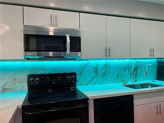 2nd image of 3947 Coral Springs Dr #3947