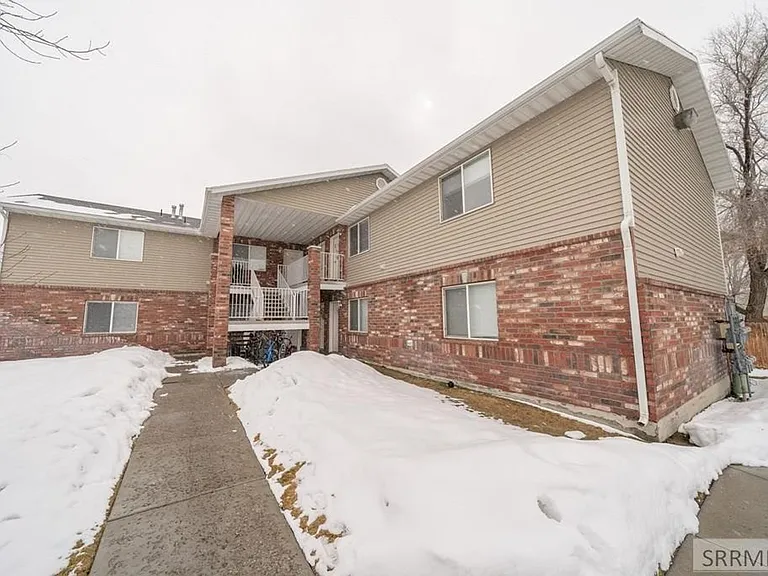 264 N 3 E #702 — Photo 1