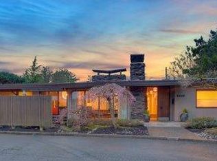 6445 Hampton Rd S, Seattle, WA 98118