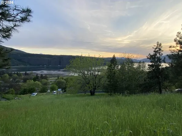 Columbia Dr #2, Lyle, WA 98635