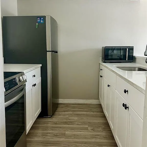 7195 E Bank Dr #206 — Photo 3