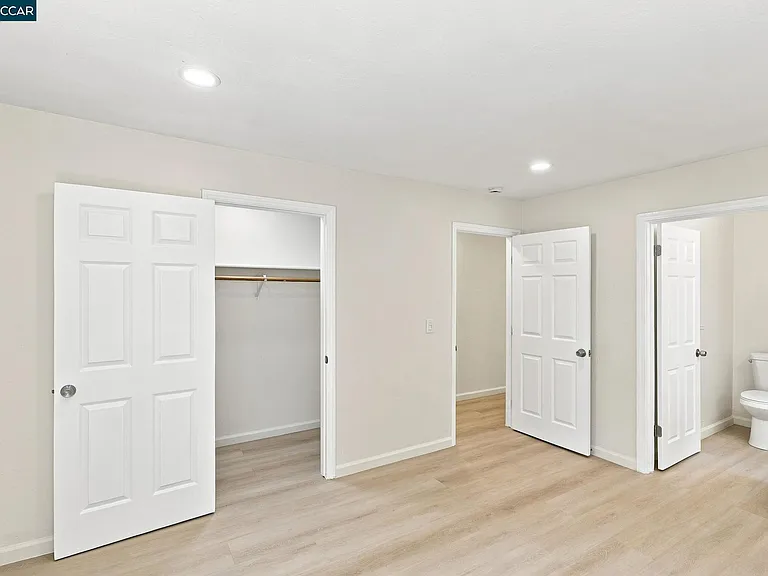 53 Ramona St — Photo 7