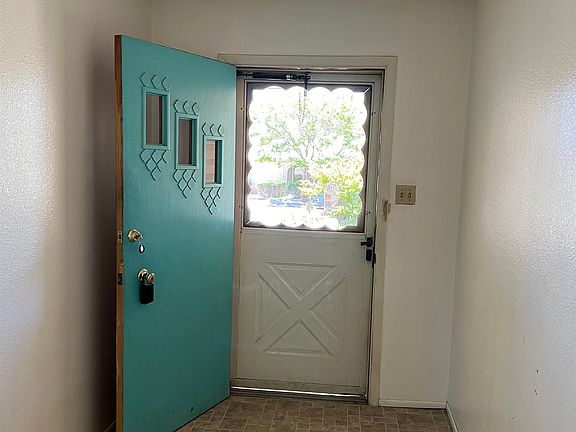 5th image of 503 E 34th St