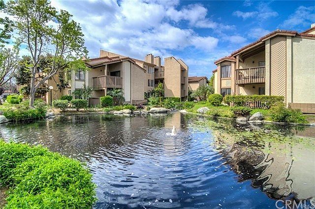 1st image of 4861 Lago Dr APT 106