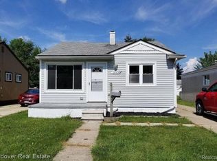 28936 Birchlawn St, Garden City, MI 48135