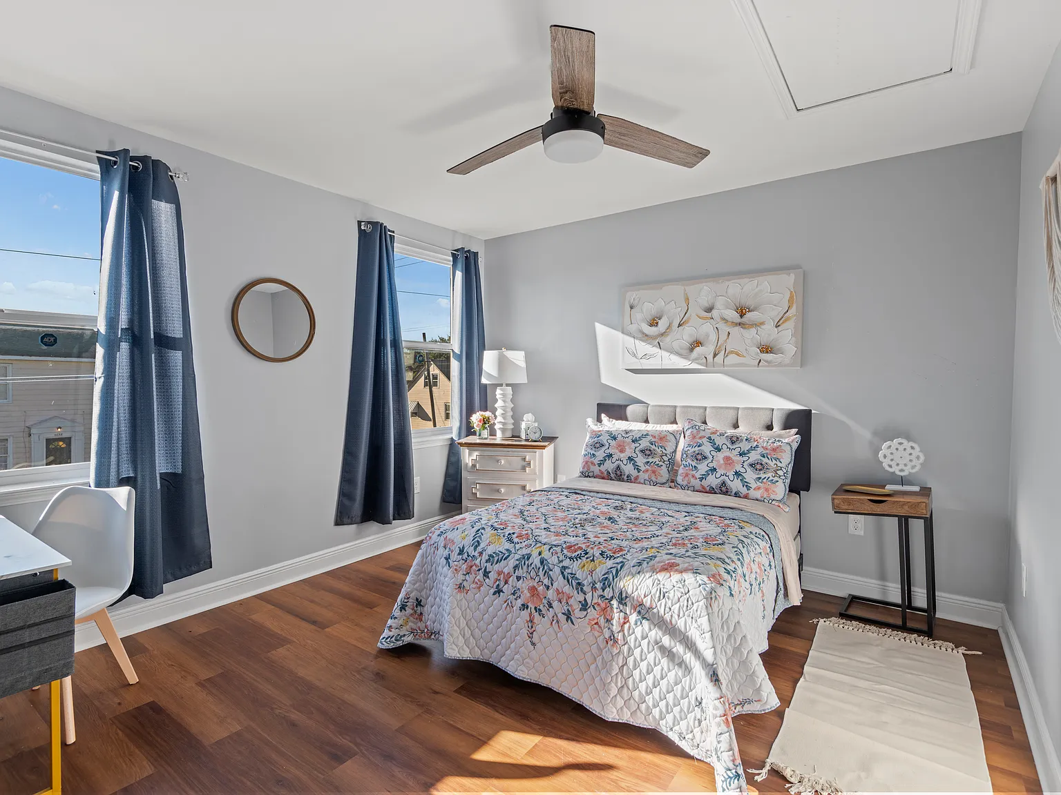 2 bed, 1.5 bath, 1166 sqft, $1,600 — Photo 3