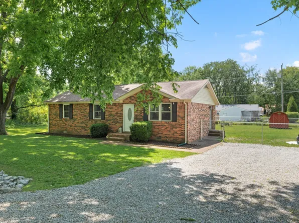 1223 Main St, Pleasant View, TN 37146