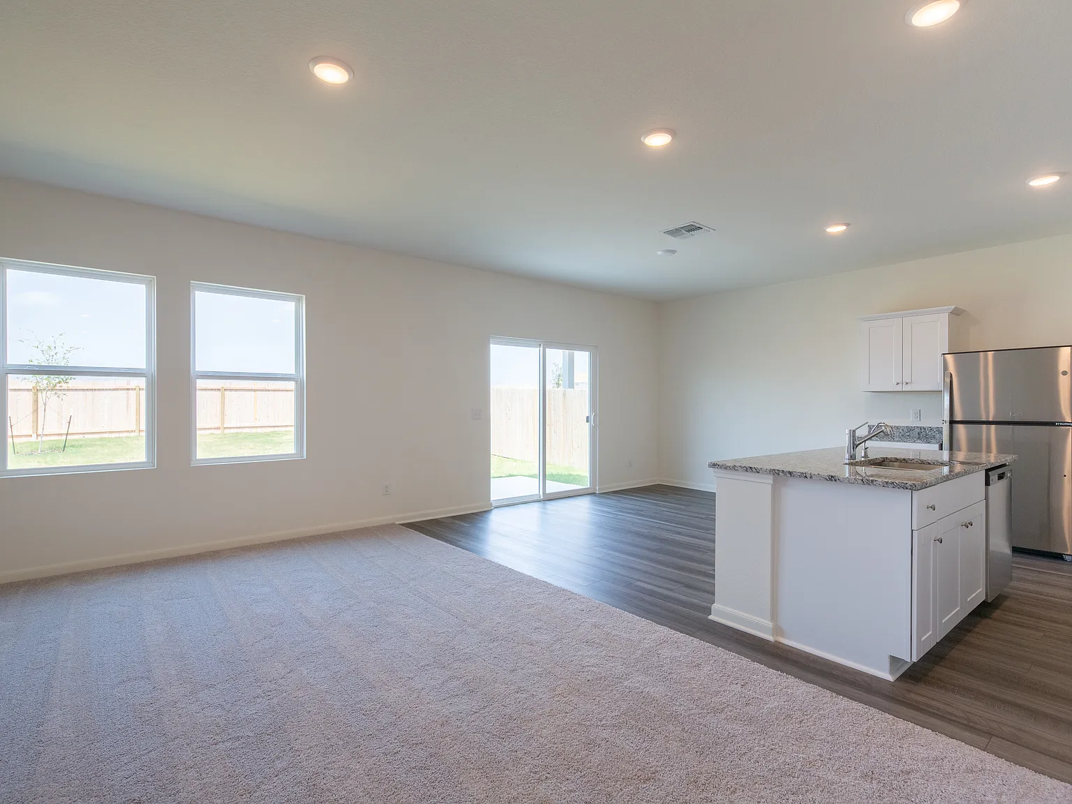 3 bed, 2.5 bath, 1826 sqft, $1,800 — Photo 4