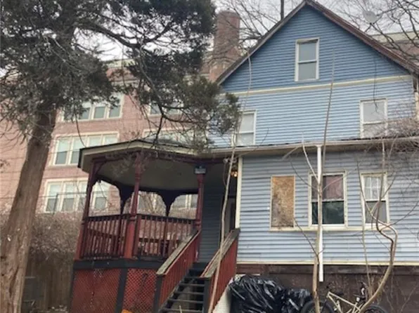 16 Pine Street, Waterbury, CT 06710