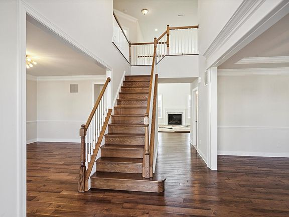 2 Story Foyer