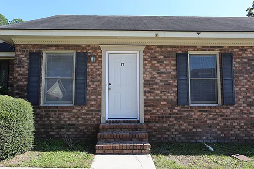100 Lanier Dr #17 Photo 1
