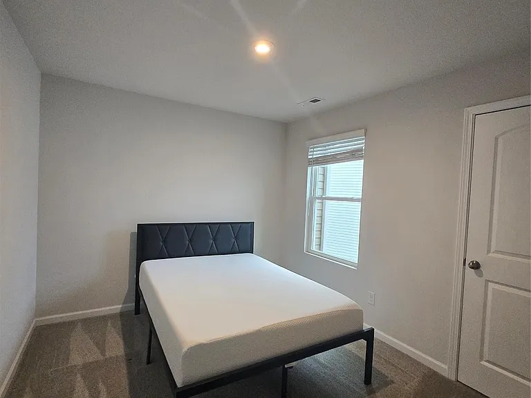 7223 Encino Pl — Photo 8