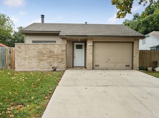 11331 Two Wells Dr, San Antonio, TX 78245