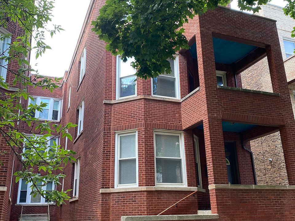1st image of 844 N Oakley Blvd #1