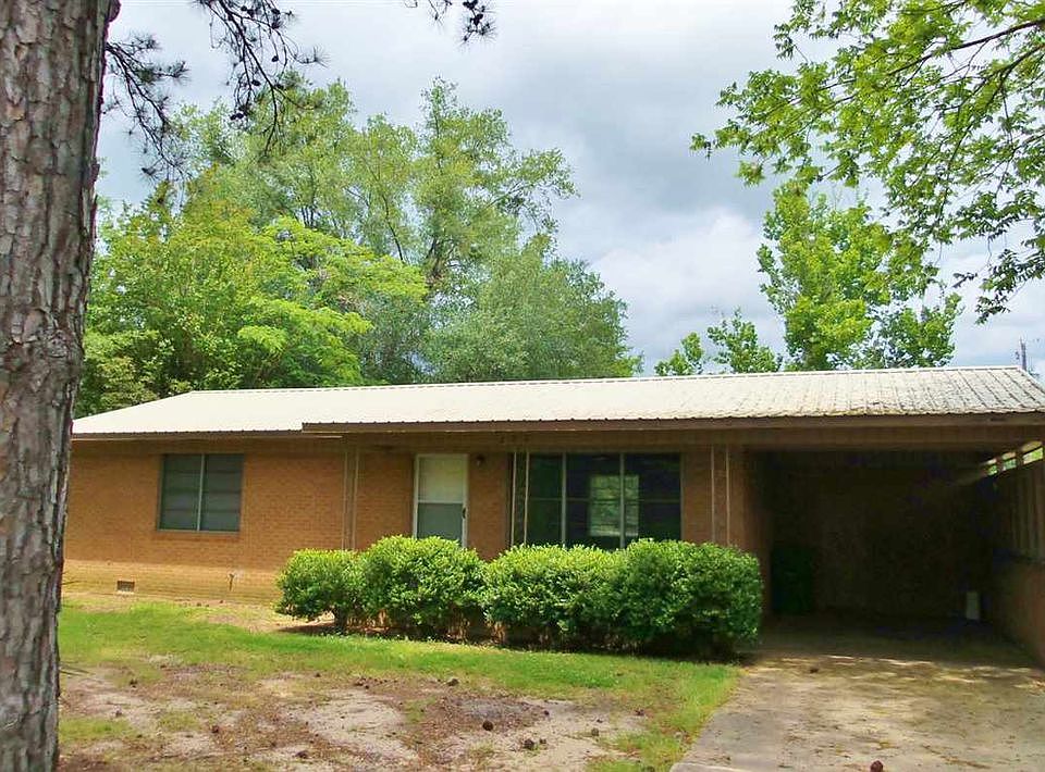 1st image of 208 W Avenue A