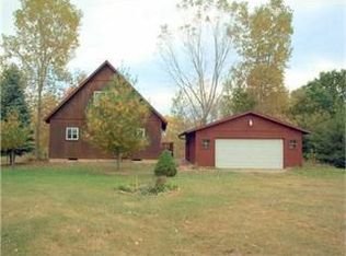 9243 Lakeside Dr, Perrinton, MI 48871