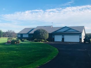 9387 Half Mile Dr, Marshfield, WI 54449