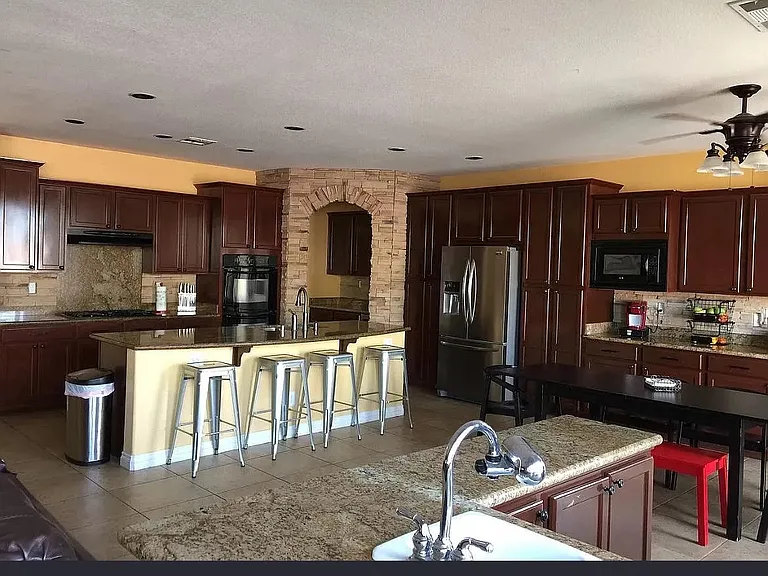 6254 Ebony Legends Ave — Photo 10