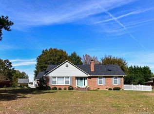 2000 W Laporte Dr, Charlotte, NC 28216