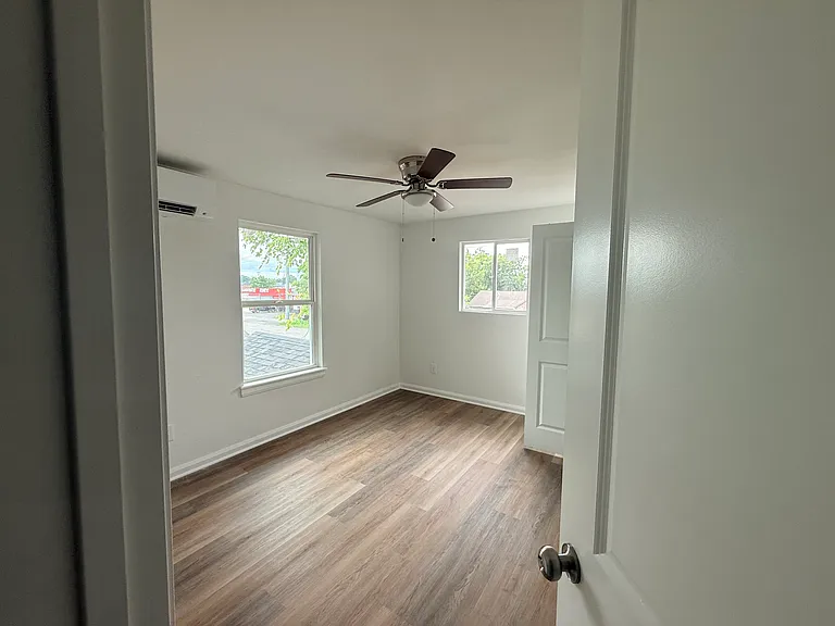 1025 E Hobson Ave #A — Photo 10