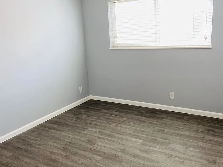 5101 Pacific Ave — Photo 17