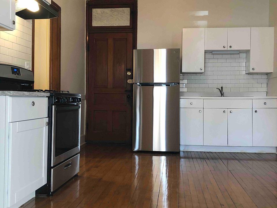 1st image of 1423 W Superior St #1R