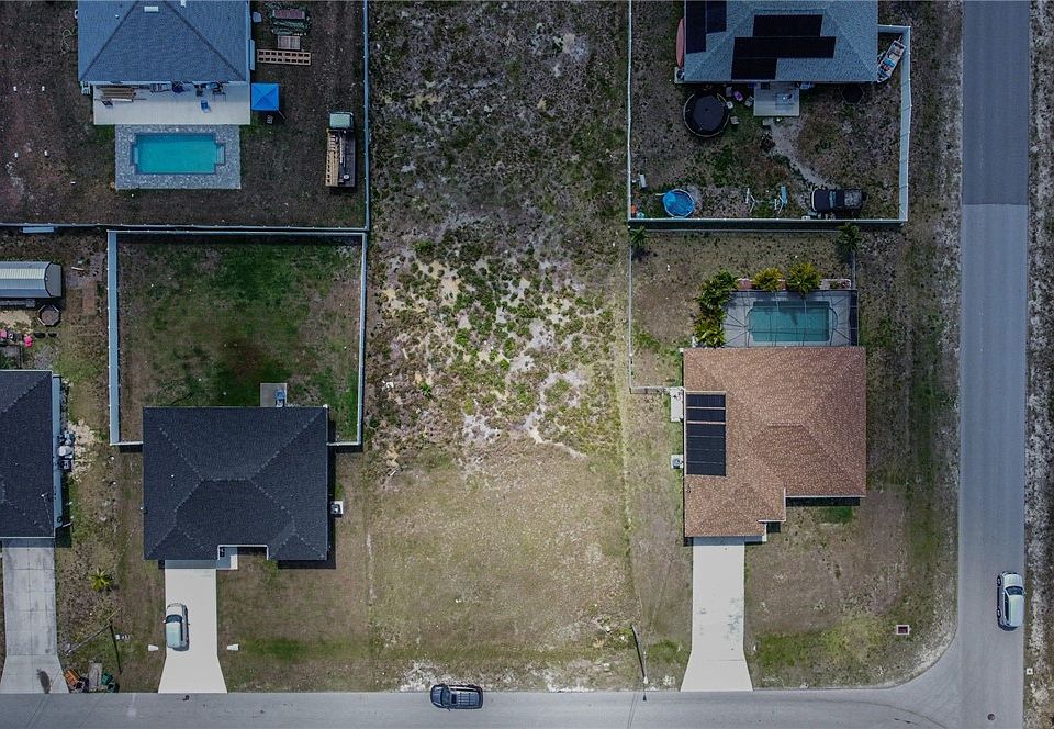 2nd image of 506 NW 1st Pl
