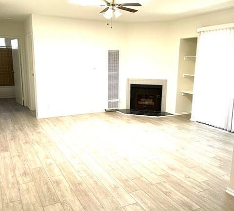 2nd image of 12765 Venice Blvd #201