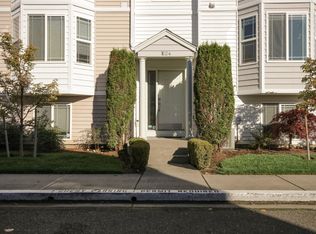 5700 NE 82nd Ave UNIT E24, Vancouver, WA 98662