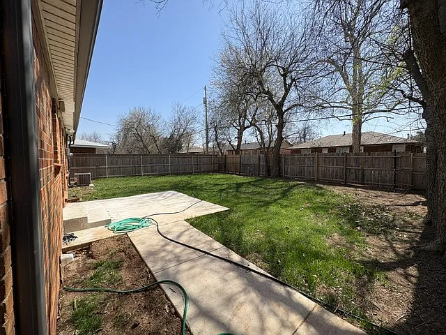 1416 Casady Ln — Photo 19