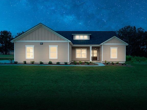 3rd image of 64 Sanctuary Dr