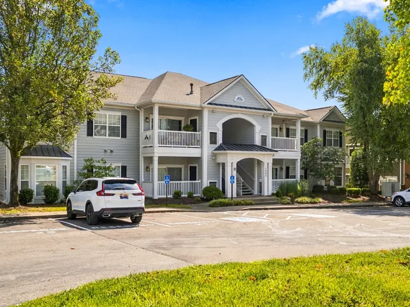 7007 Lenox Village Dr APT D-5, Nashville, TN 37211