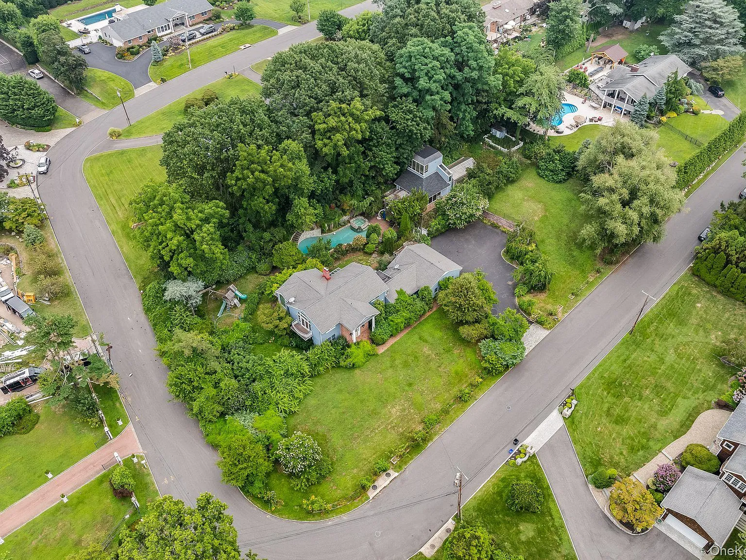 5 bed, 5.5 bath, 3650 sqft, $15,000 — Photo 4