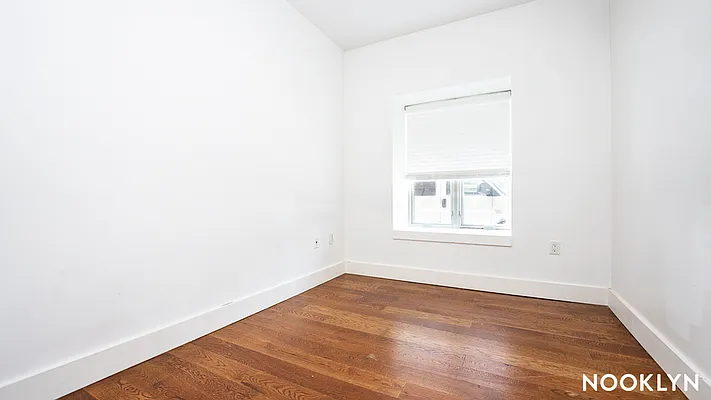 Rented by Nooklyn NYC LLC | media 6