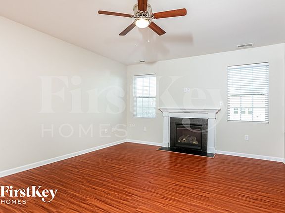 2nd image of 630 Hiddenbrook Dr
