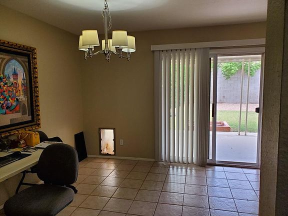 3rd image of 2536 E Dahlia Dr