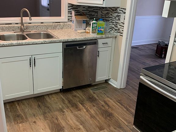 4th image of 1334 Lolita Ln