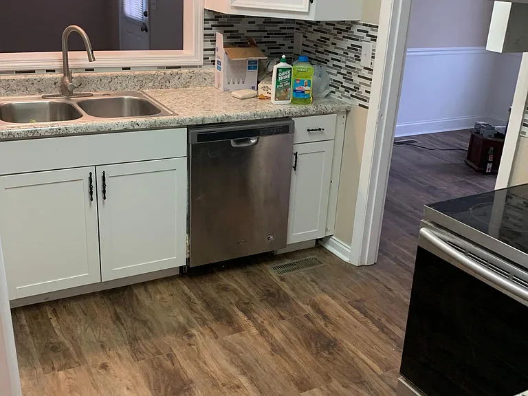 1334 Lolita Ln — Photo 4