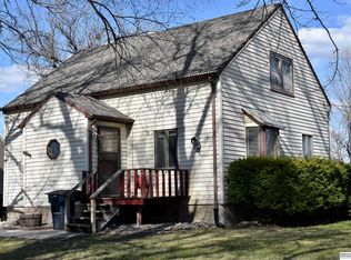 102 9th St, Scribner, NE 68057