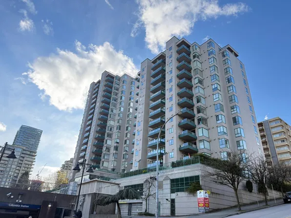 420 Carnarvon St #1205, New Westminster, BC V3L 5P1