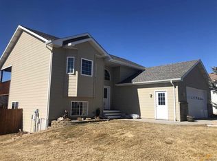 9385 Astoria Ln, Summerset, SD 57718