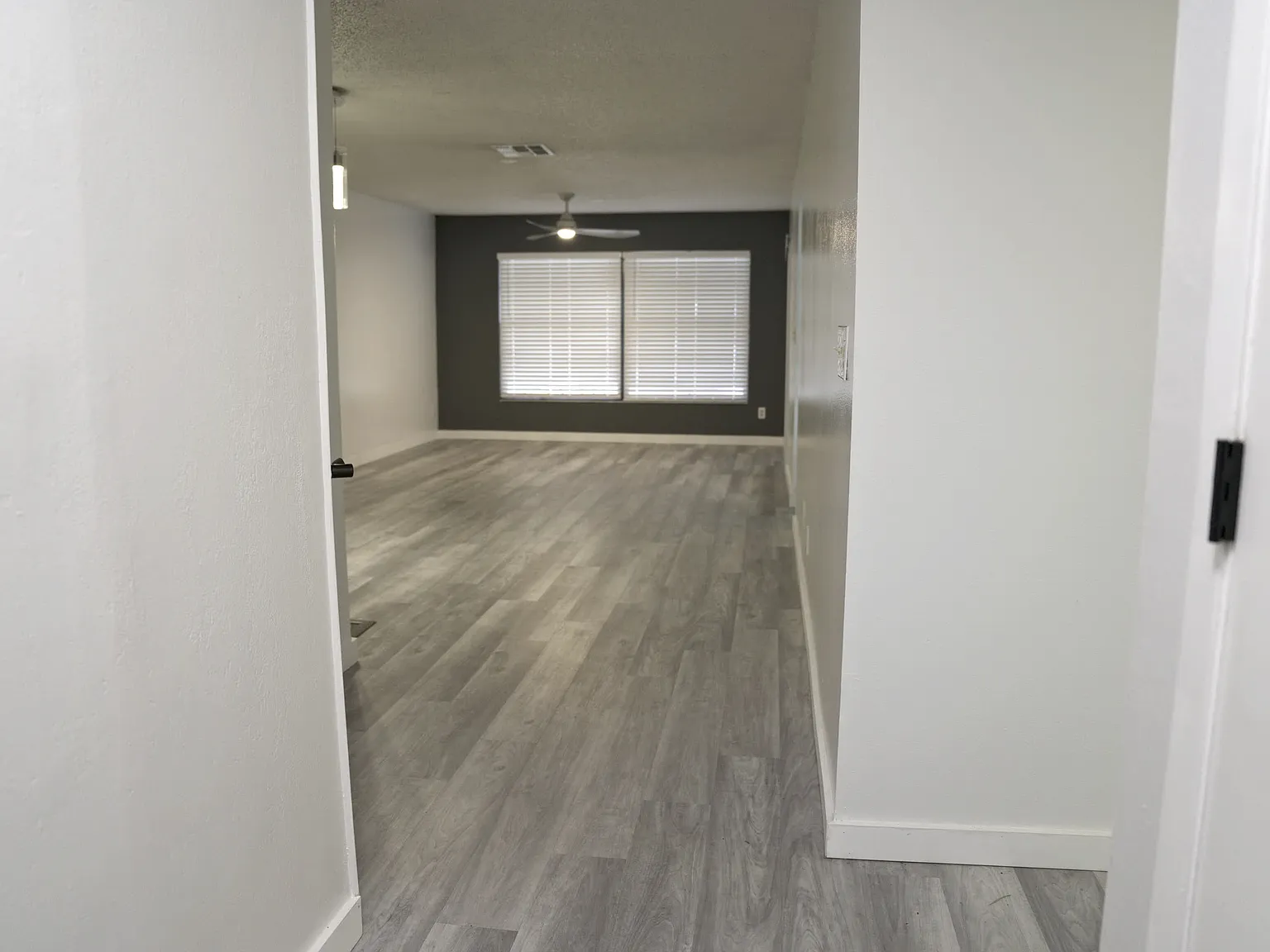 4 bed, 1350 sqft, $2,950 — Photo 4