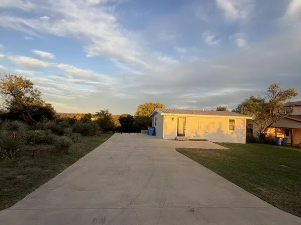 115 Winding Way, Llano, TX 78643