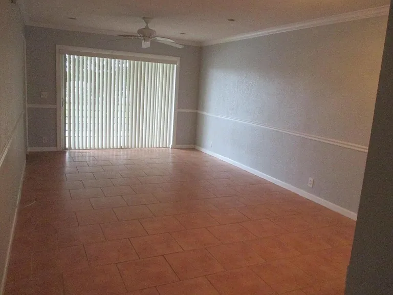 154 Lake Meryl Dr #259 — Photo 4