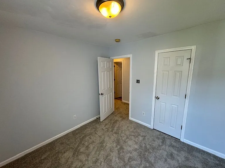 104 Piccadilly Ct — Photo 17