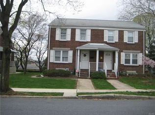 252 6th St, Whitehall, PA 18052