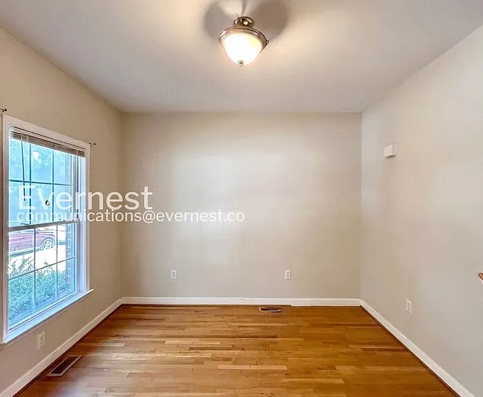 1713 Jacquelin St — Photo 11