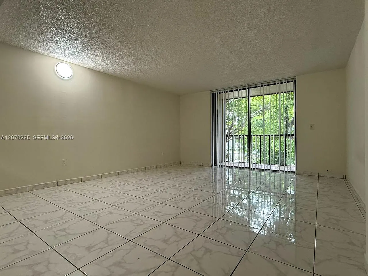 Horizons West Condo #2 — Photo 3