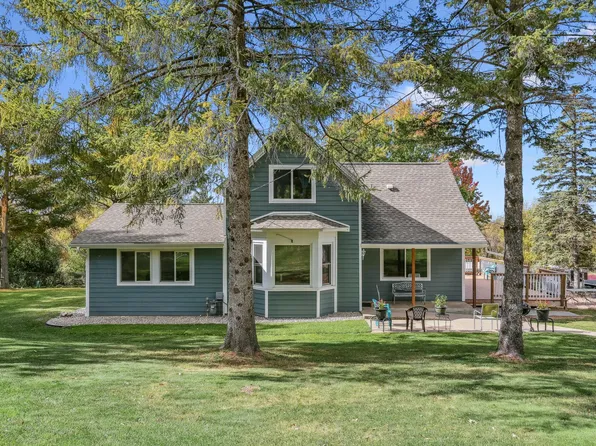 3864 Oakgreen Ave N, Stillwater, MN 55082